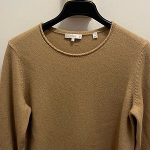 Women’s size Large, 100% Cashmere Sweater- GREAT CONDITION- Oversized